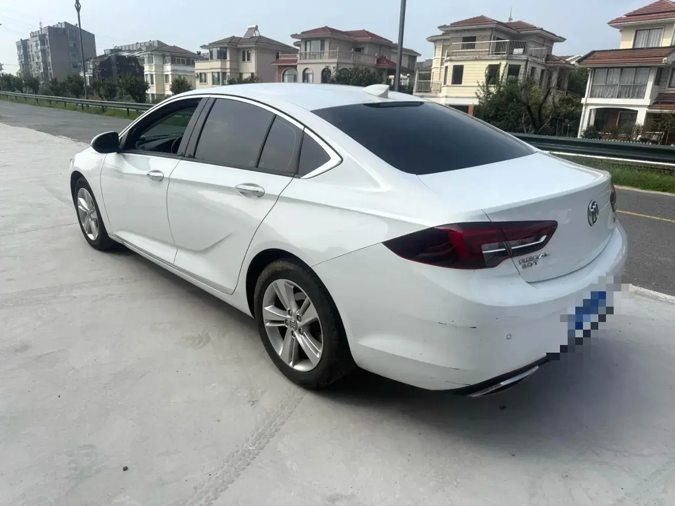 2019 BUICK REGAL thumbnail 4