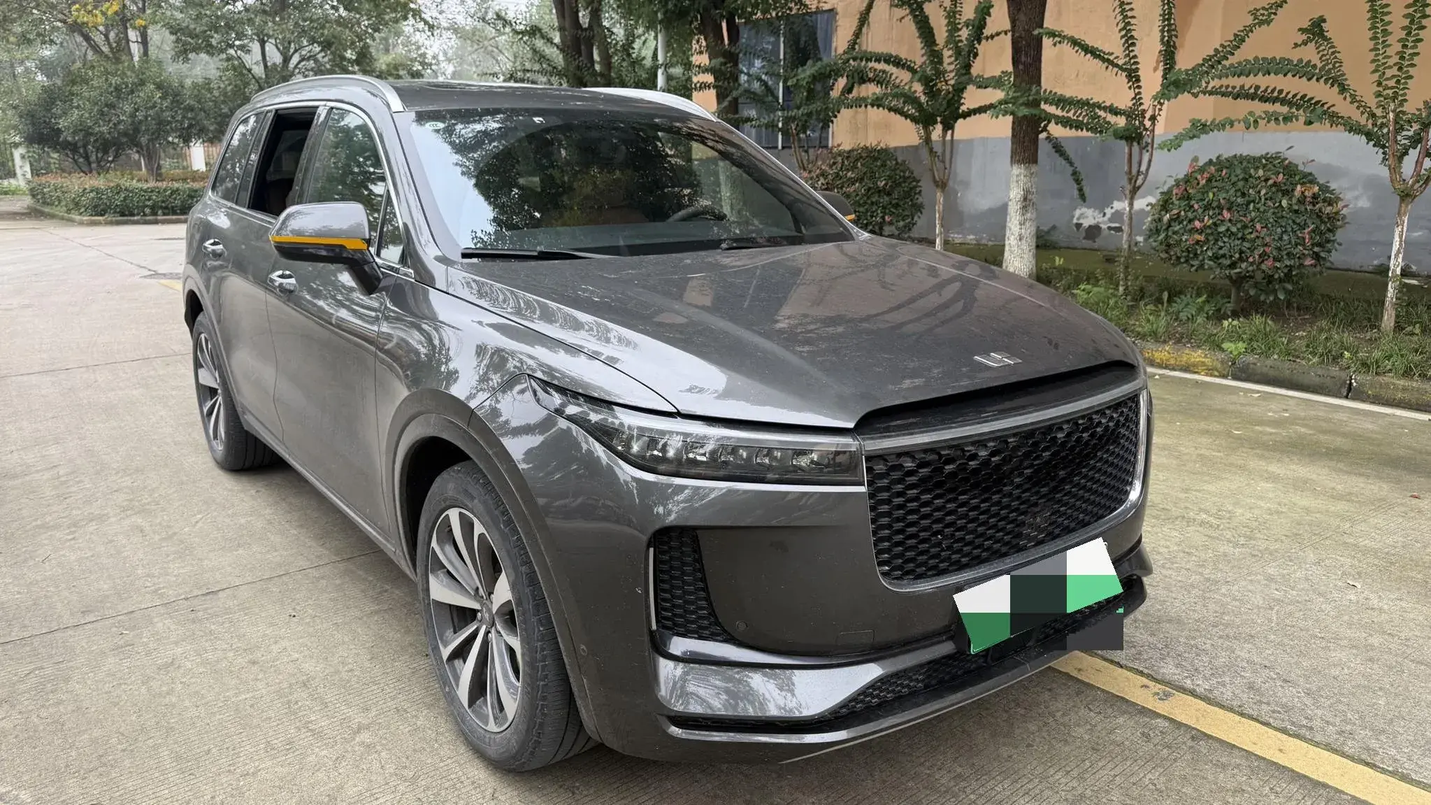 2020 LI ONE thumbnail 3