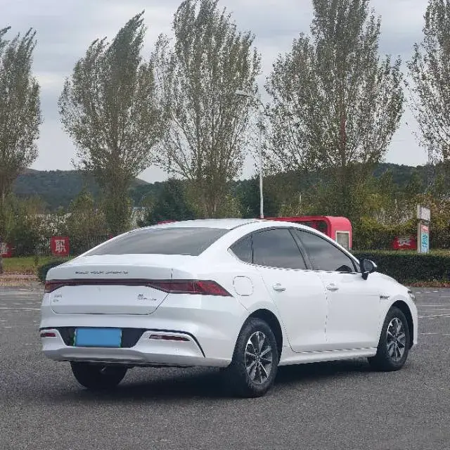 2024 BYD QIN thumbnail 4