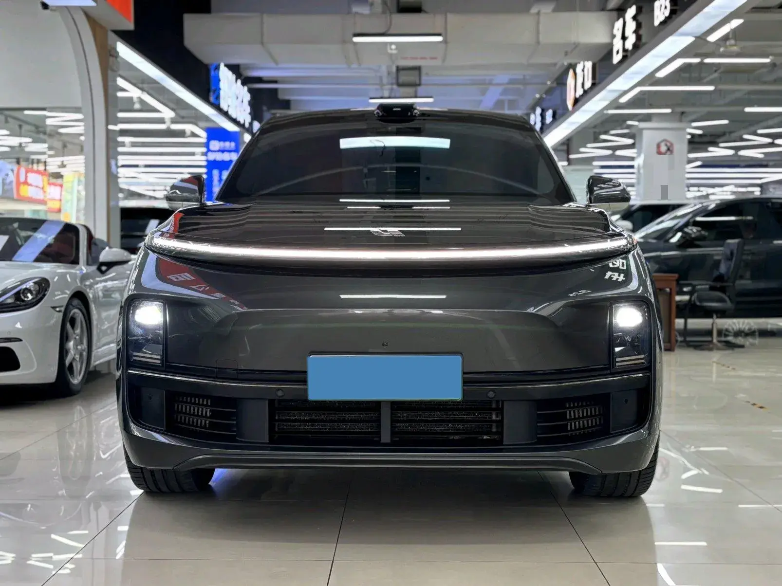 2022 LI L9 thumbnail 2