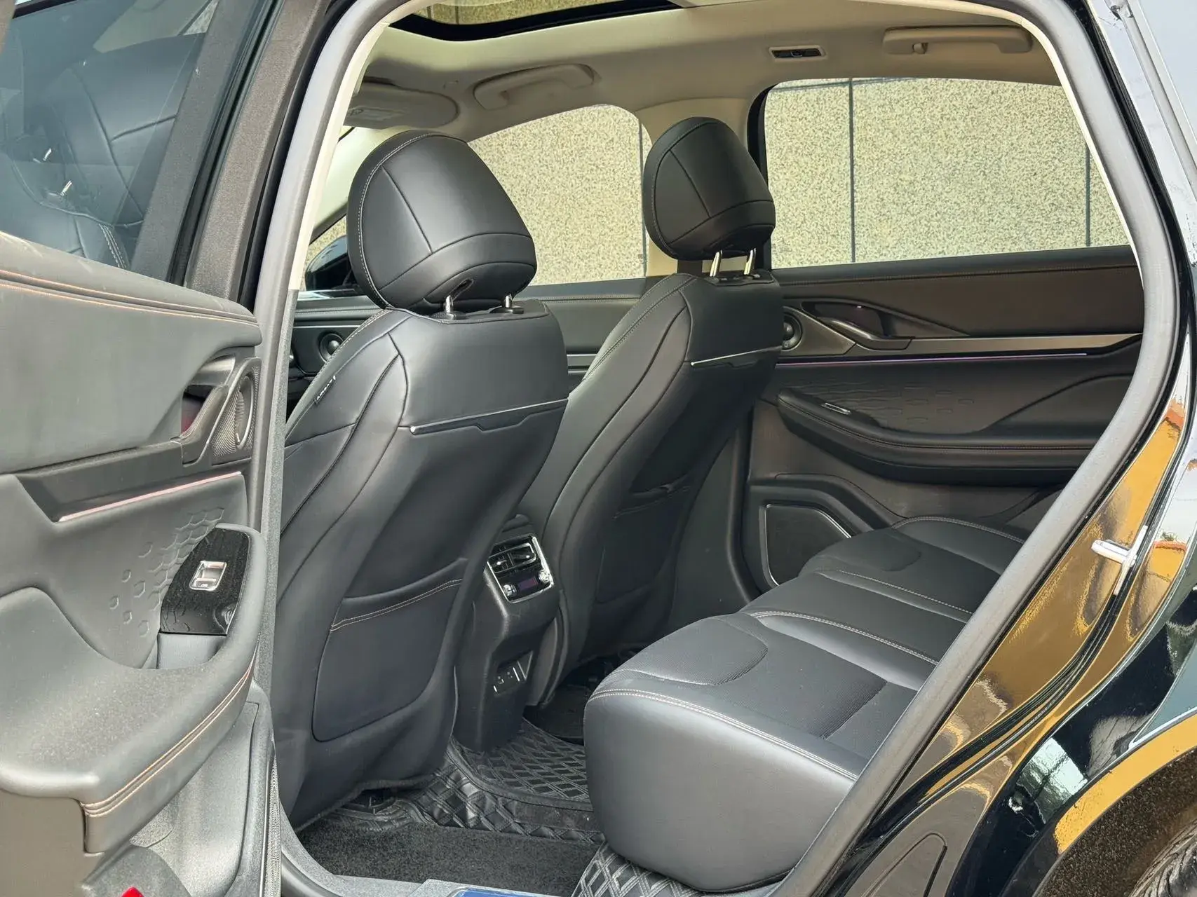 2022 LINCOLN Z thumbnail 4