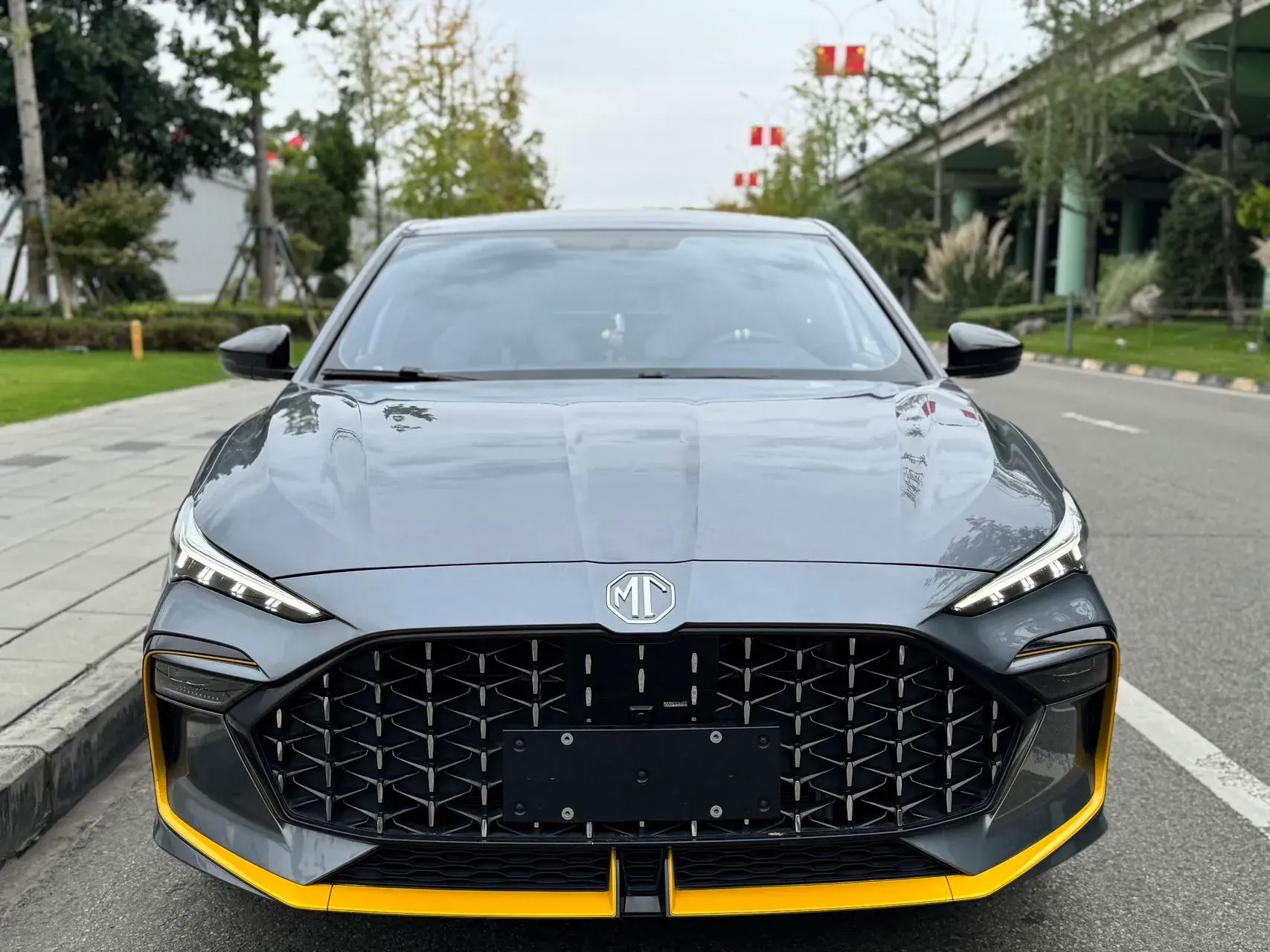 2021 MG MG6 thumbnail 2