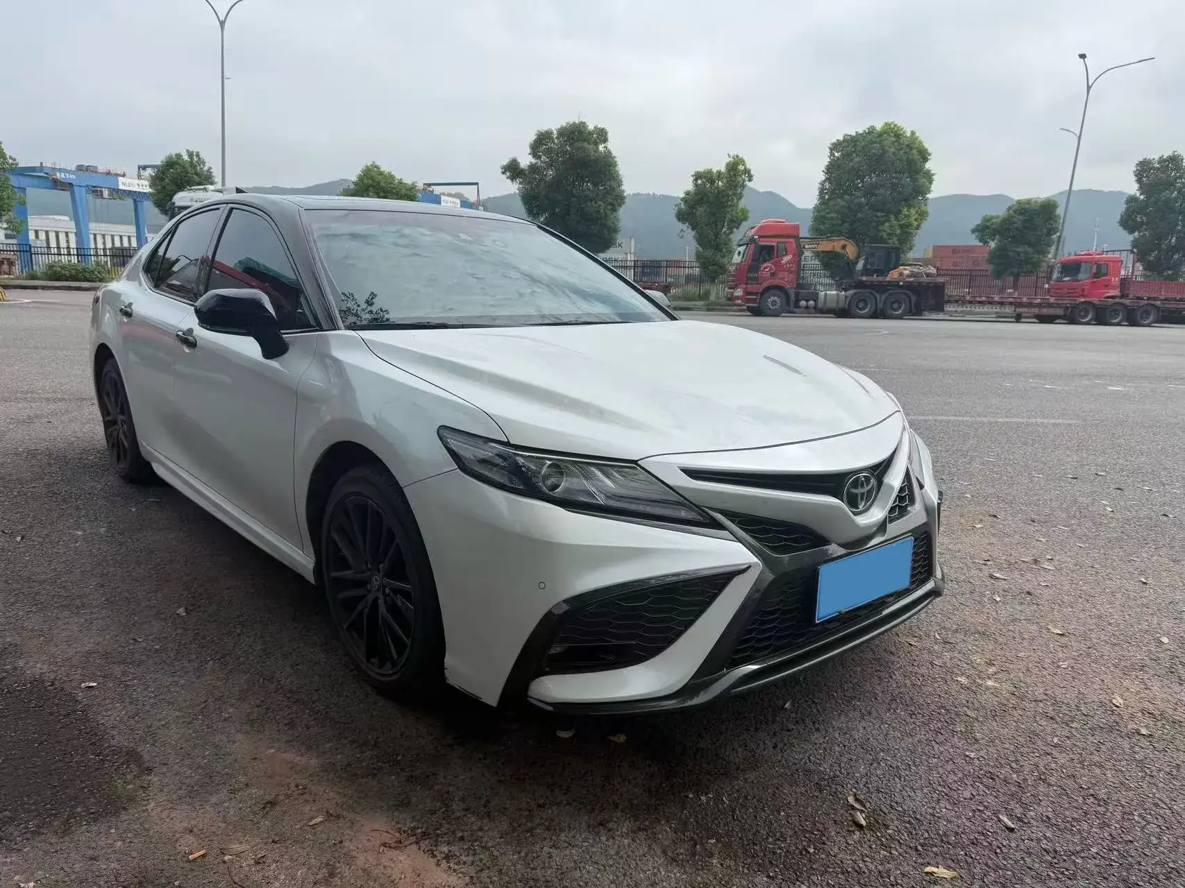 2023 TOYOTA CAMRY thumbnail 3