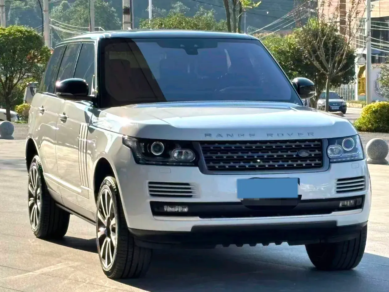 2018 LAND ROVER thumbnail 3