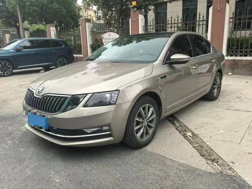 2020 Skoda Octavia 1.5L 113HP L4 6AT