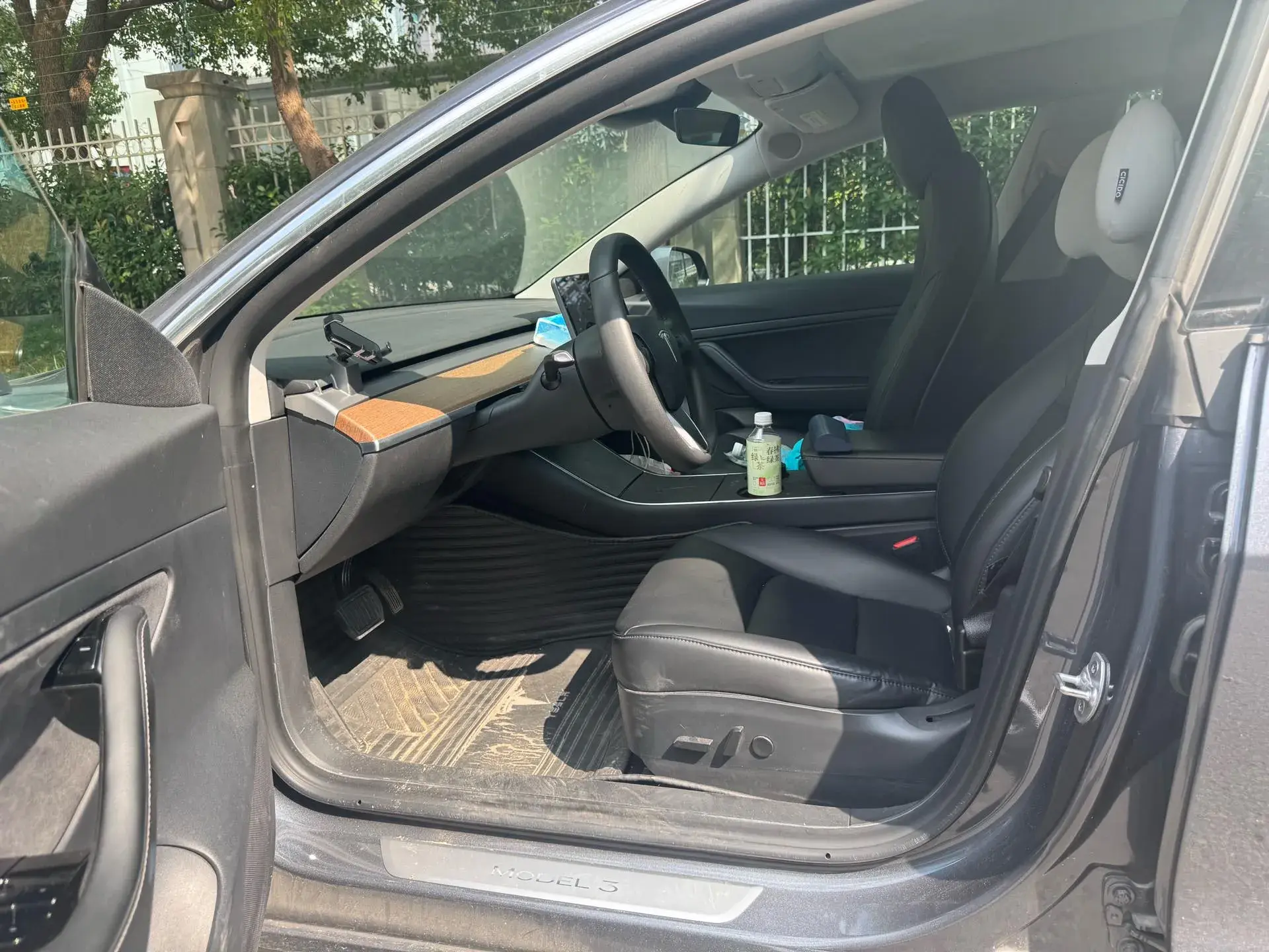 2020 TESLA MODEL thumbnail 3