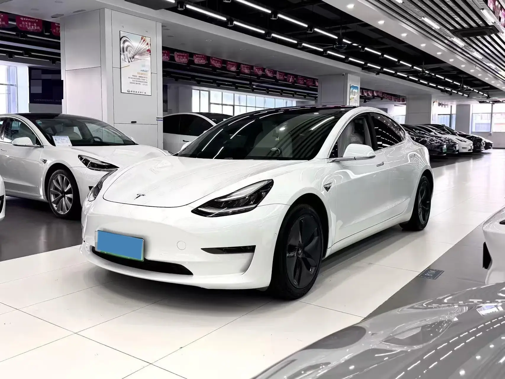 2020 TESLA MODEL view 1