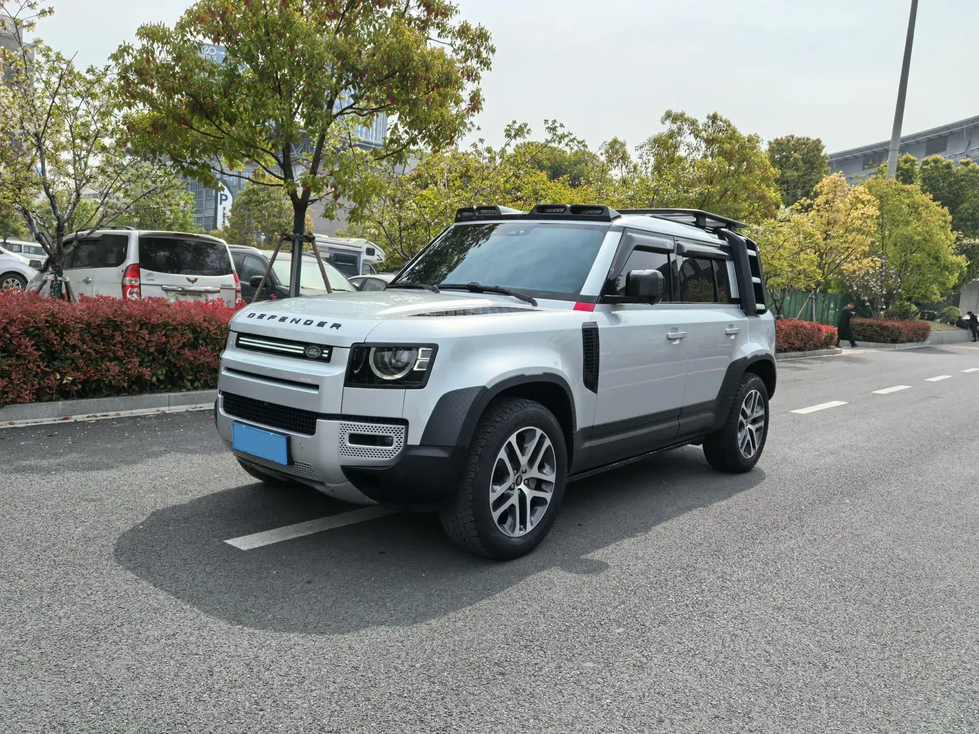 2020 LAND ROVER view 1