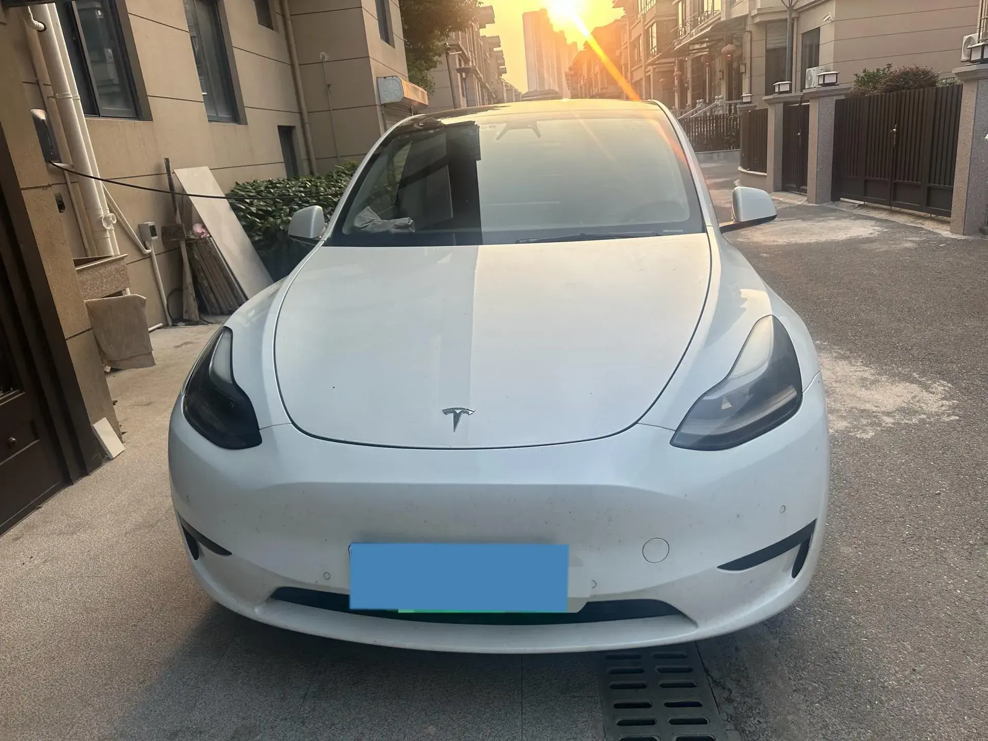 2022 TESLA MODEL thumbnail 2