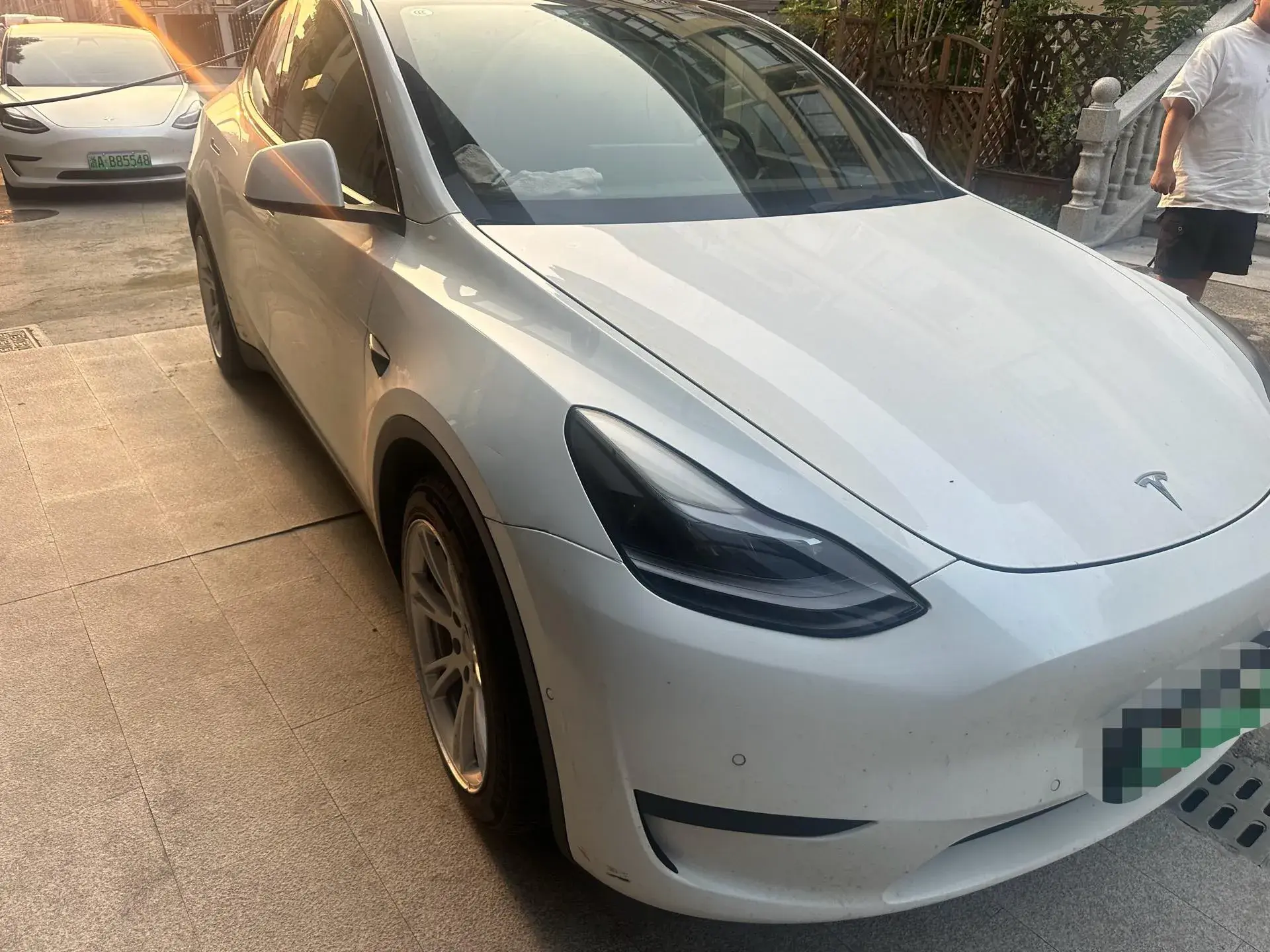 2022 TESLA MODEL thumbnail 3