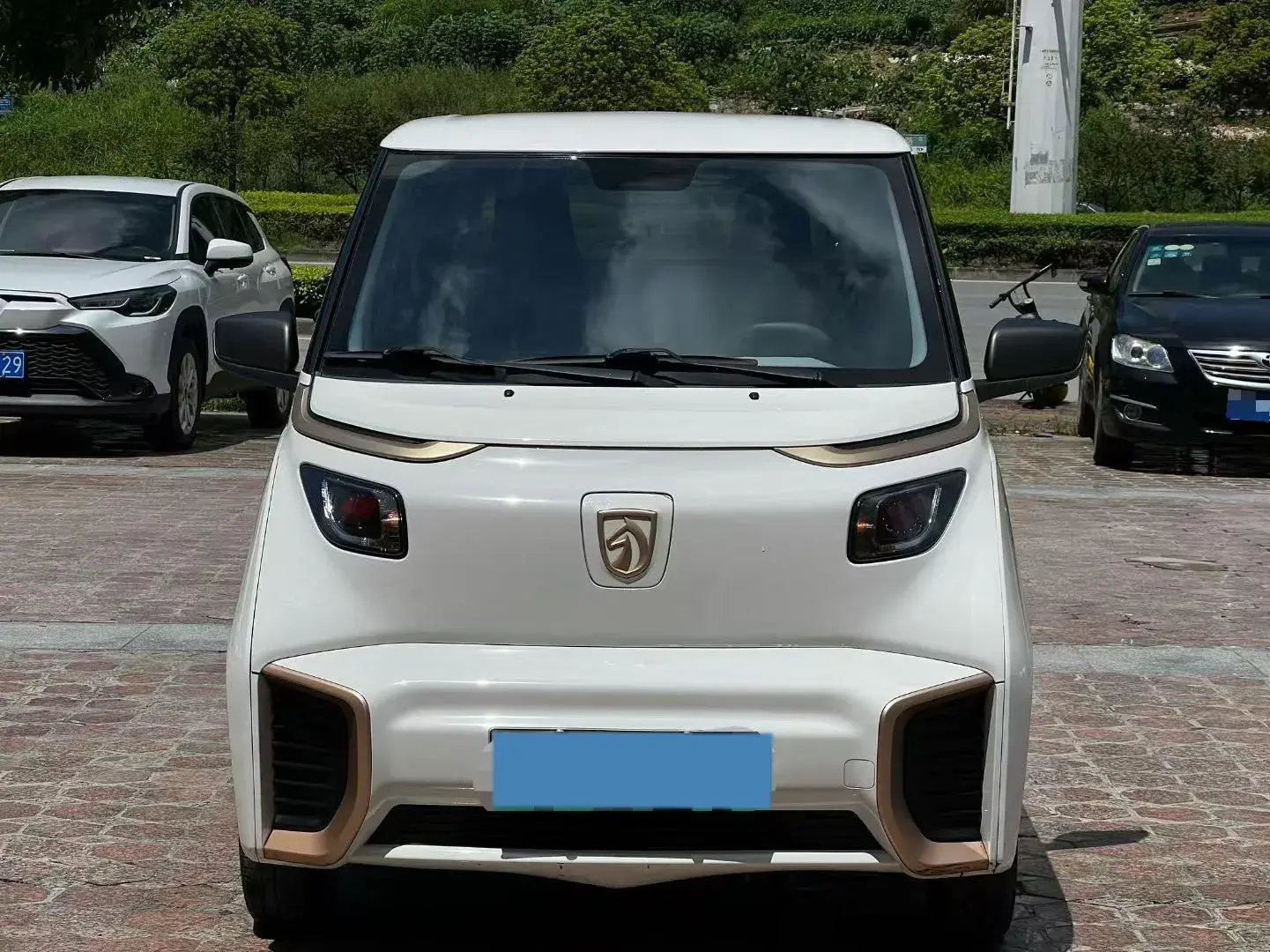 2019 BAOJUN E200 thumbnail 3