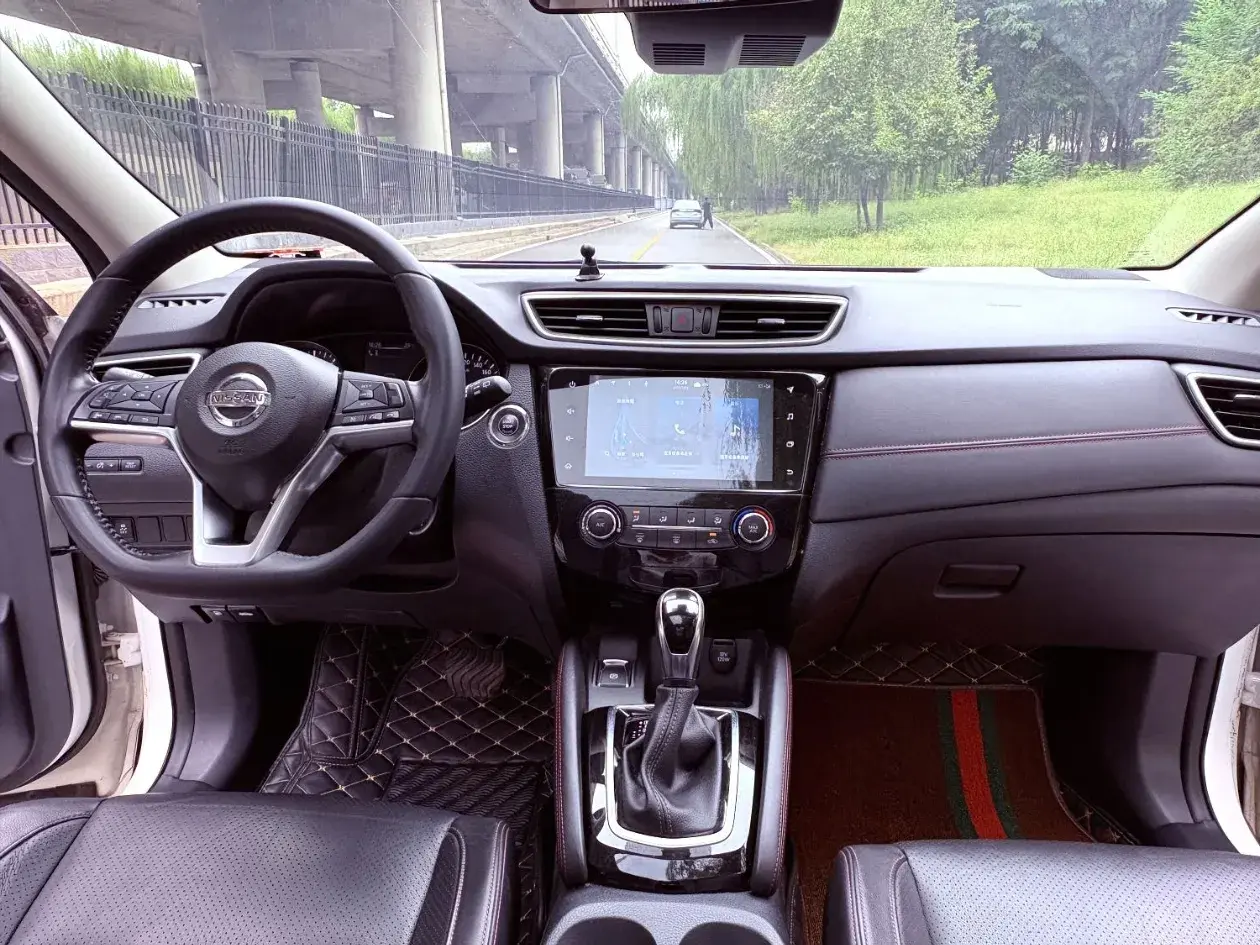 2021 NISSAN QASHQAI thumbnail 2