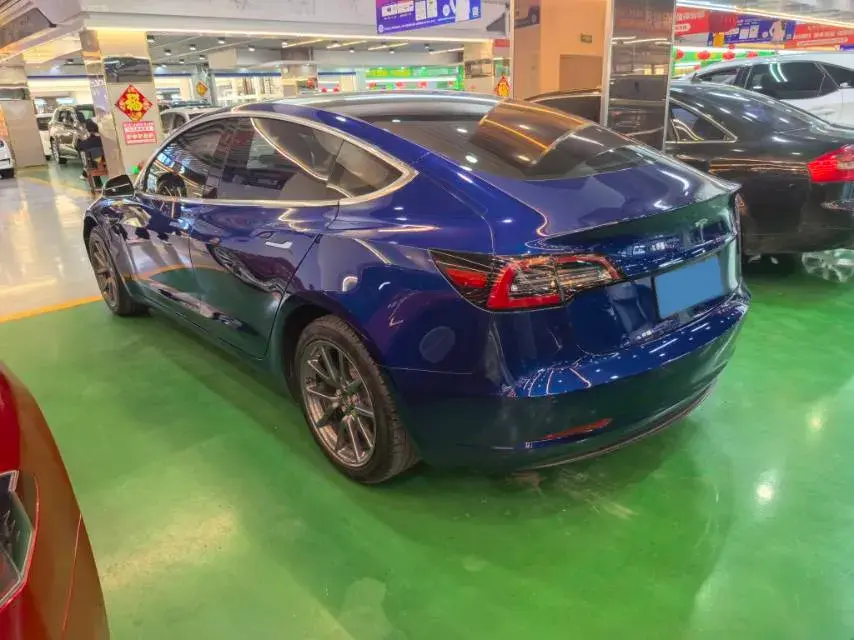 2019 TESLA MODEL thumbnail 4