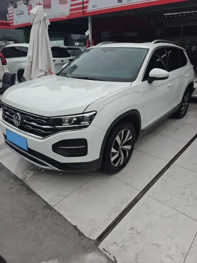 2019 VOLKSWAGEN TAYRON view 1