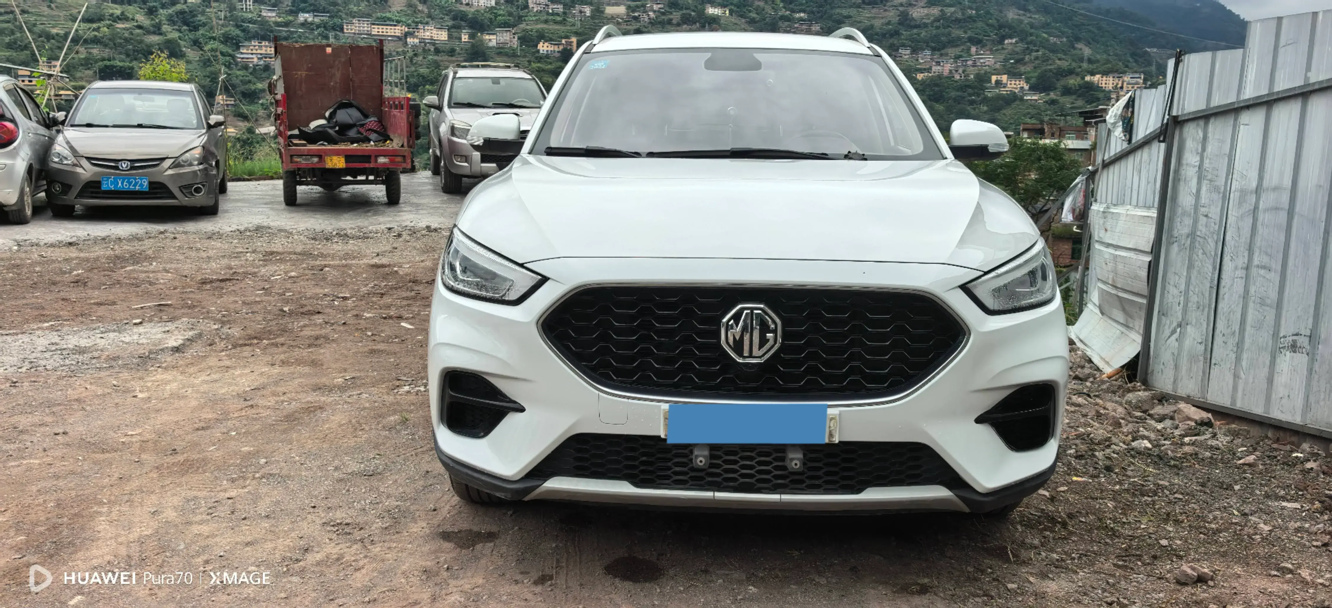 2020 MG ZS thumbnail 2