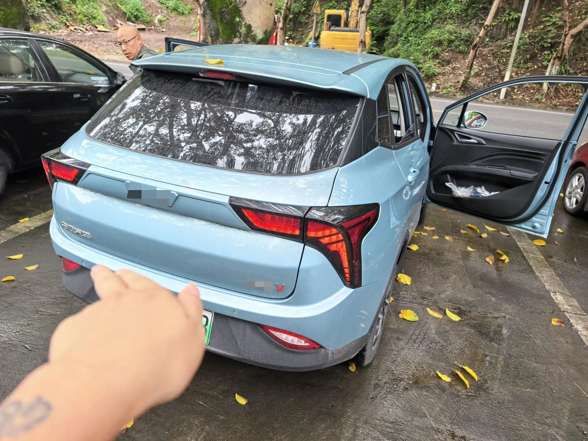 2022 NETA V thumbnail 3