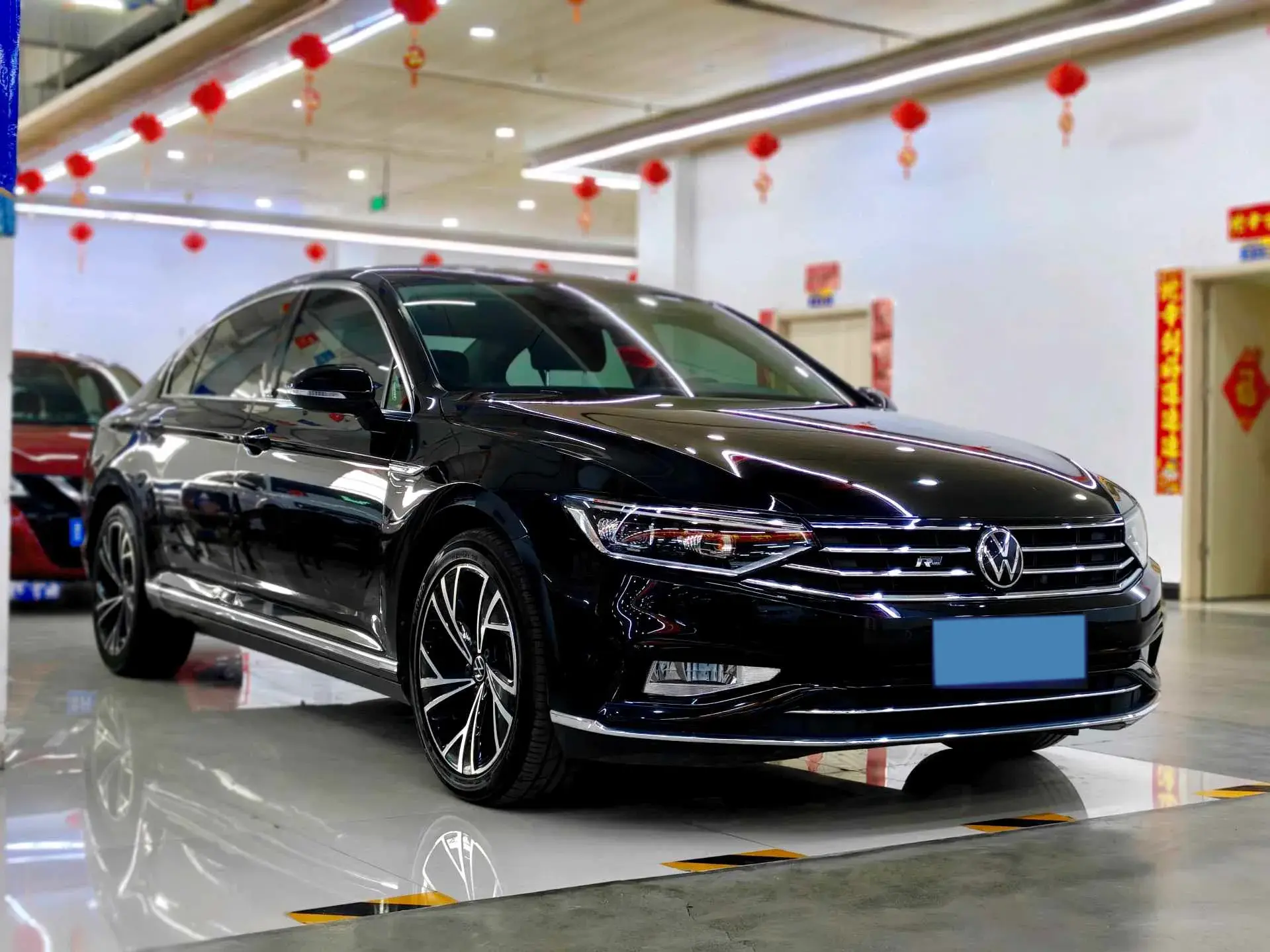 2021 VOLKSWAGEN MAGOTAN thumbnail 3