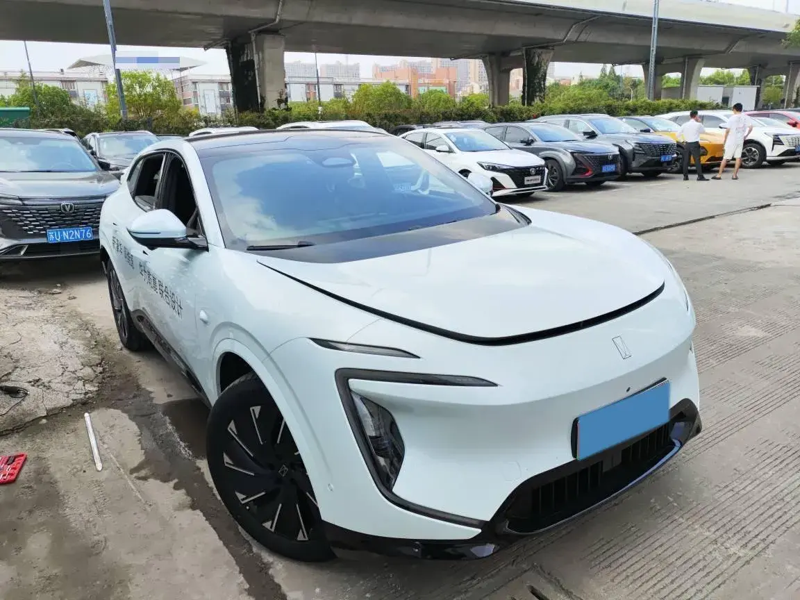 2024 AVATR 07 thumbnail 2