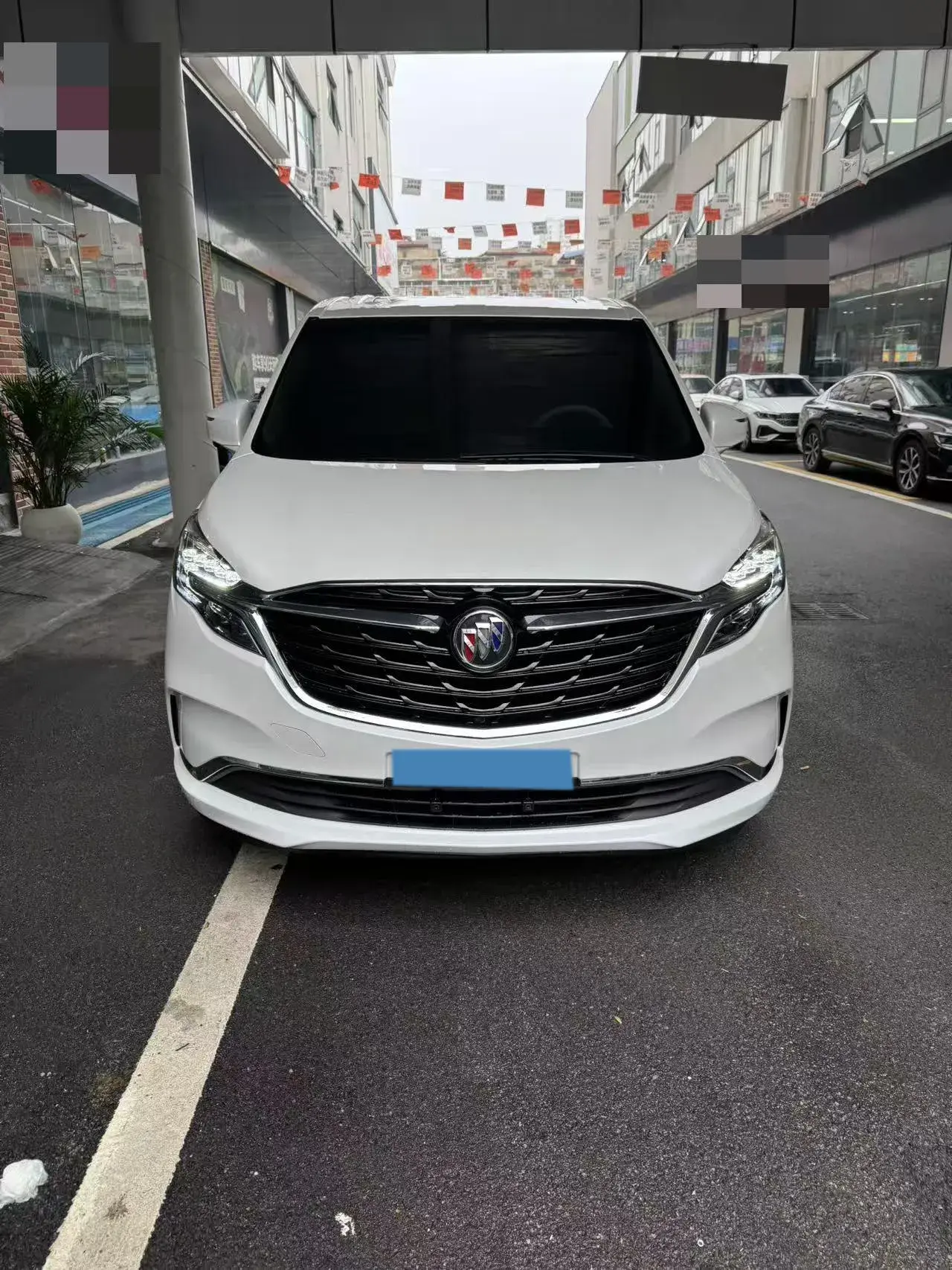 2022 BUICK GL8 thumbnail 2