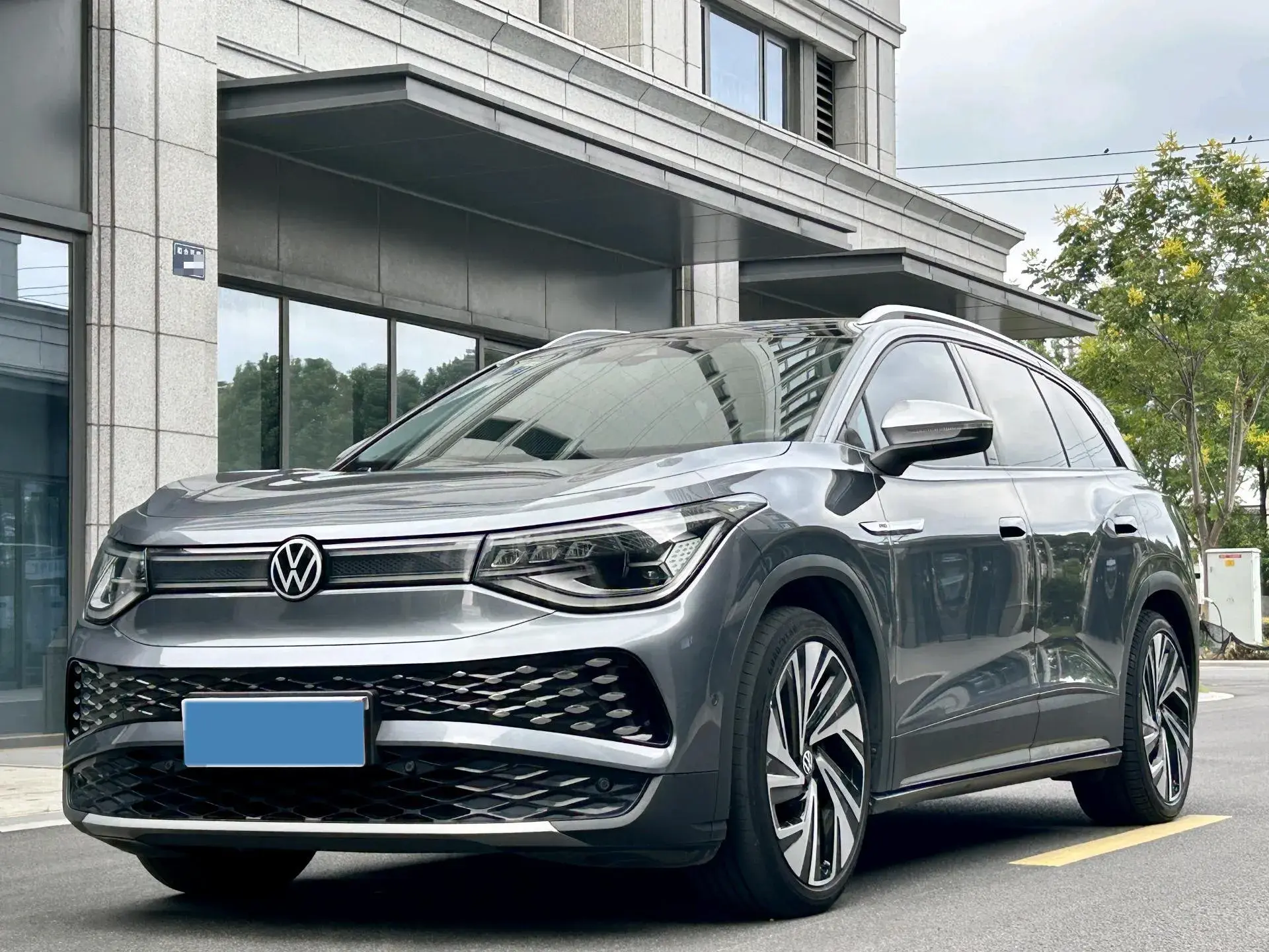 2022 VOLKSWAGEN ID.6 view 1