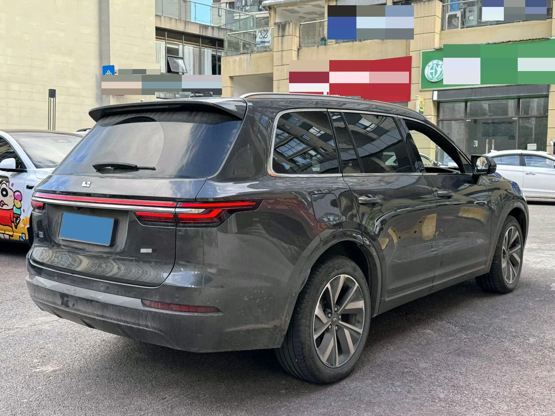 2021 LI ONE thumbnail 2