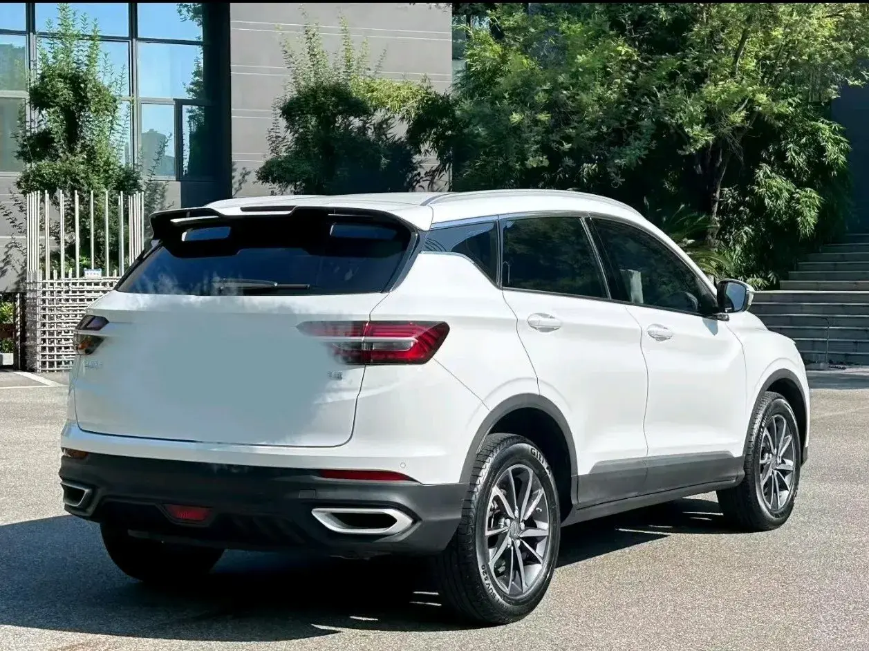 2021 GEELY COOLRAY thumbnail 3