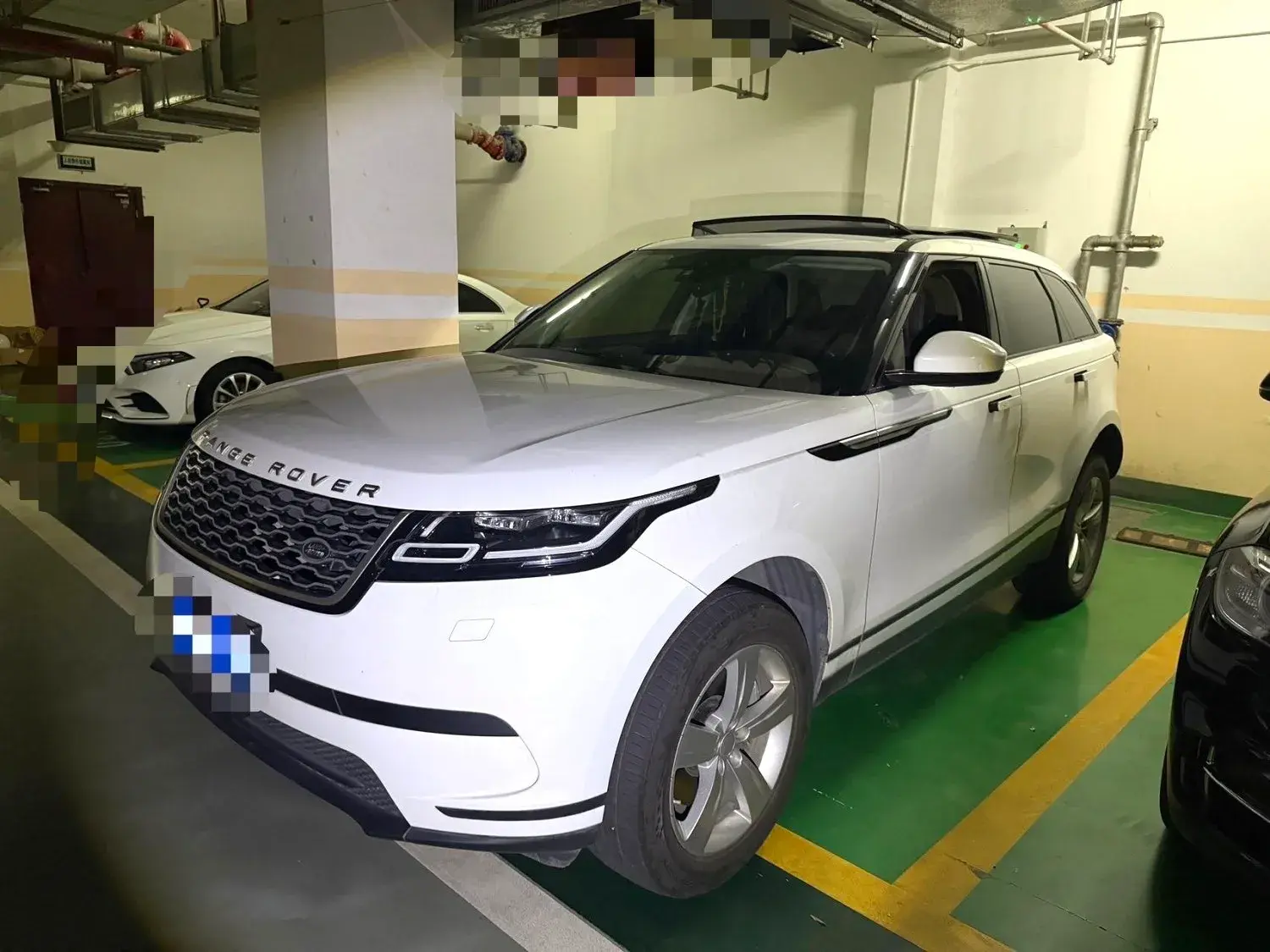 2018 LAND ROVER view 1