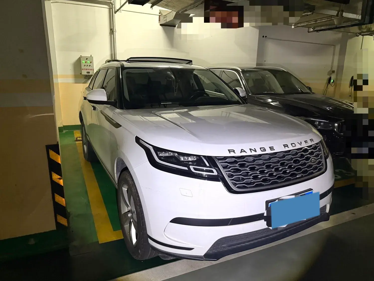 2018 LAND ROVER thumbnail 2