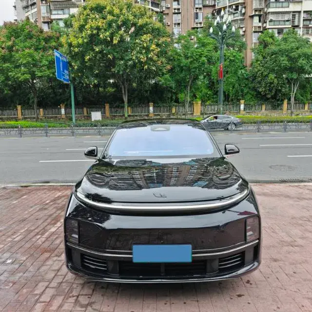 2023 LI L7 thumbnail 2