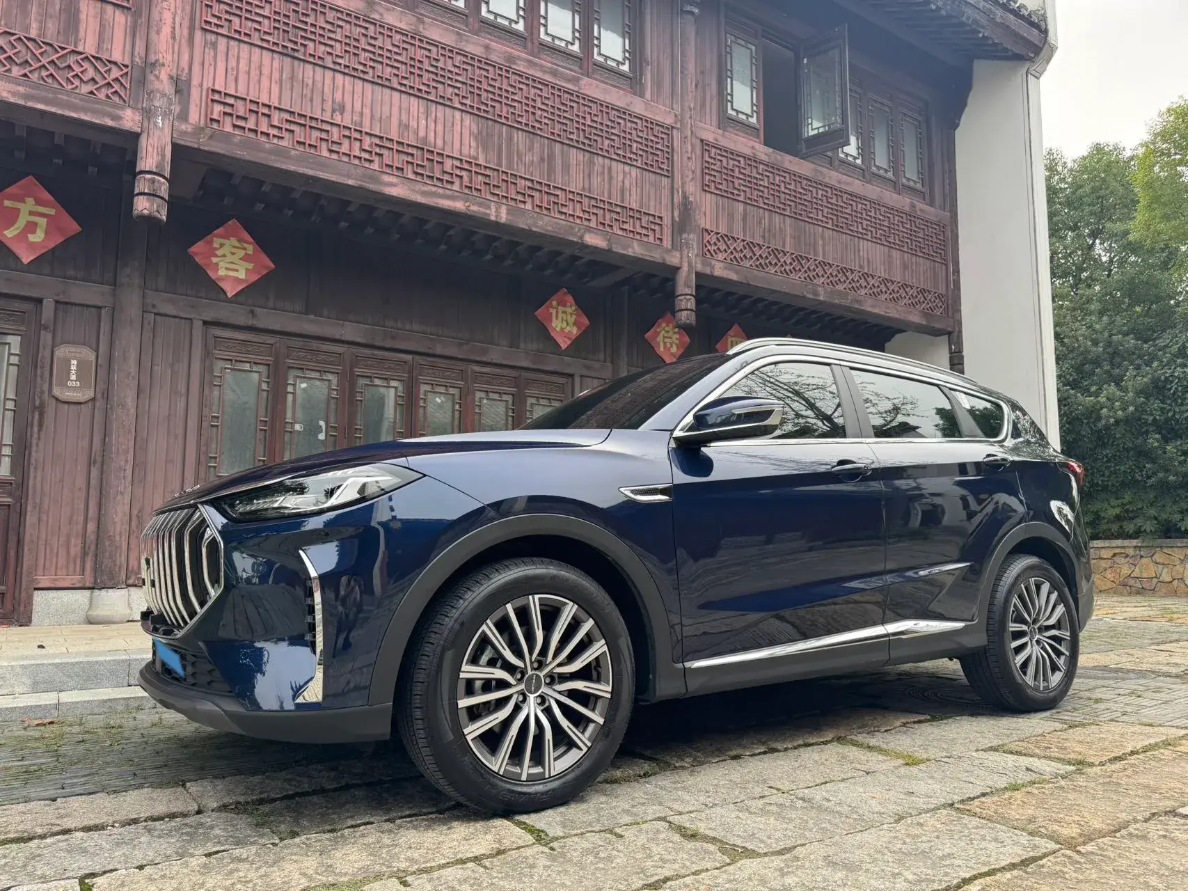 2023 JETOUR X70 view 1