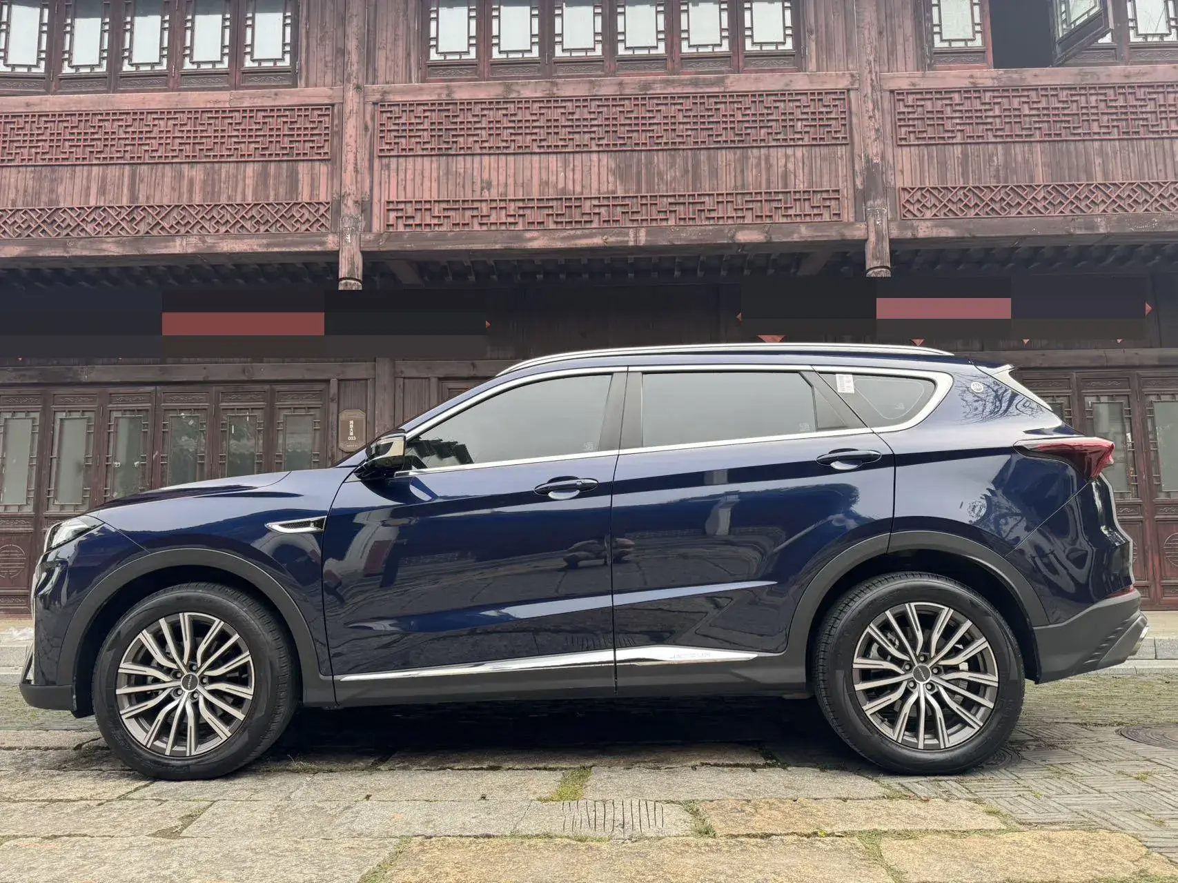 2023 JETOUR X70 thumbnail 3