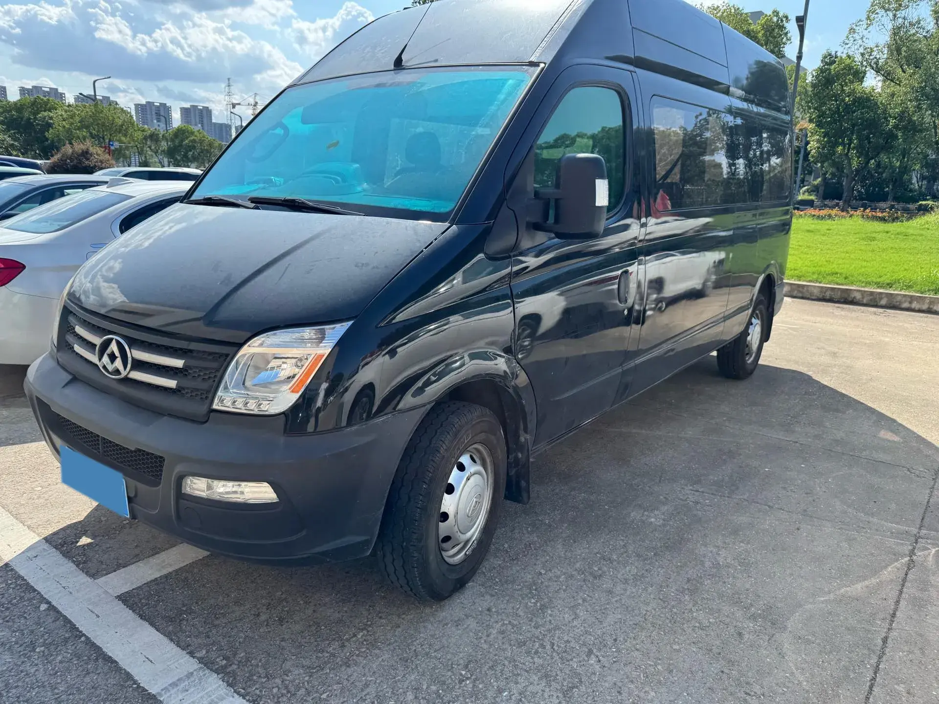 2019 MAXUS XINTU view 1