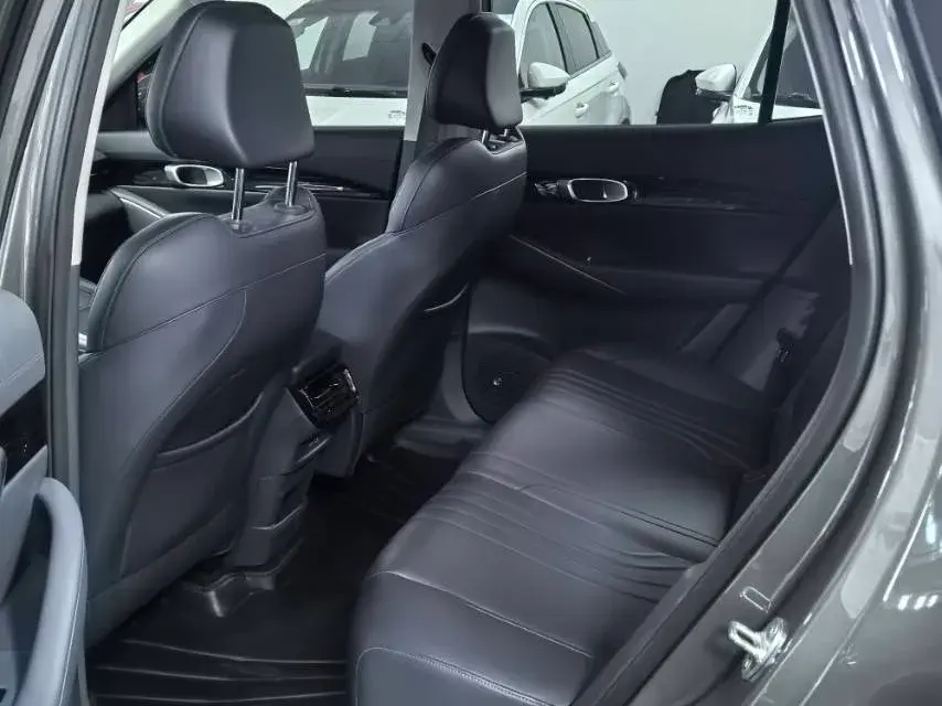 2024 GEELY GALAXY thumbnail 3