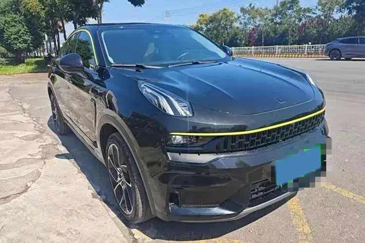 2020 LYNK&CO 05 thumbnail 2