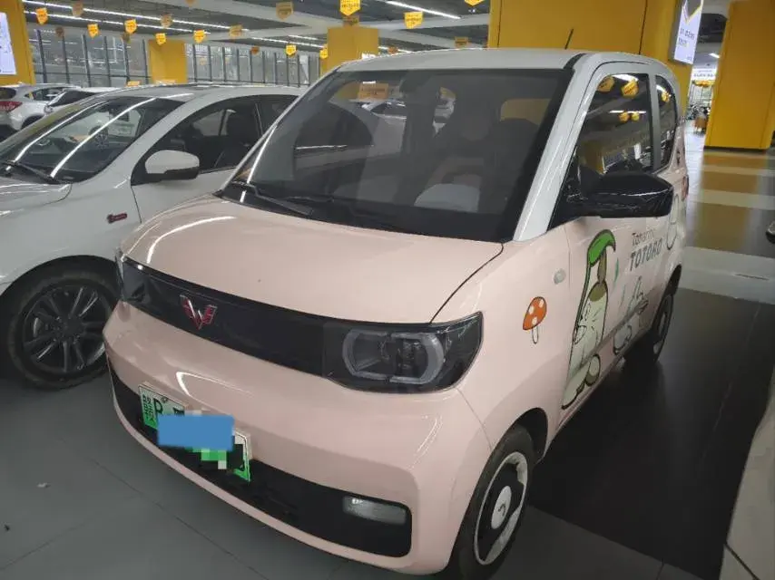 2021 WULING HONGGUANG view 1