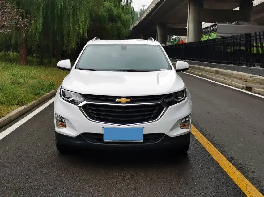 2018 CHEVROLET EQUINOX thumbnail 2