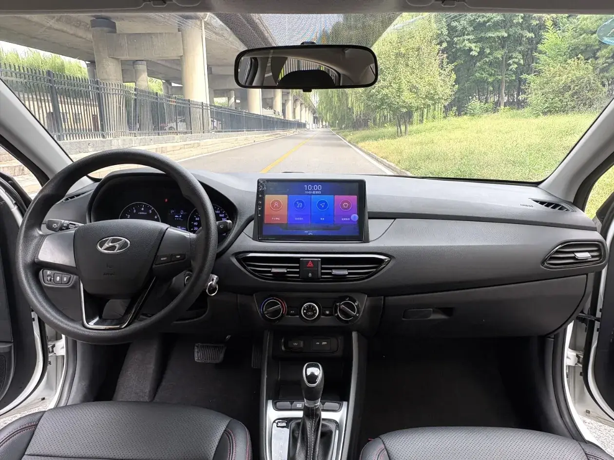 2020 HYUNDAI CELESTA thumbnail 2