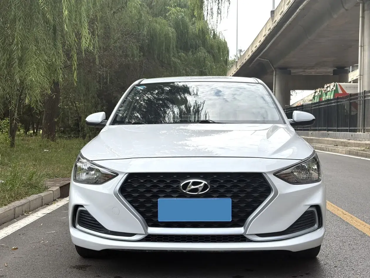 2020 HYUNDAI CELESTA thumbnail 3