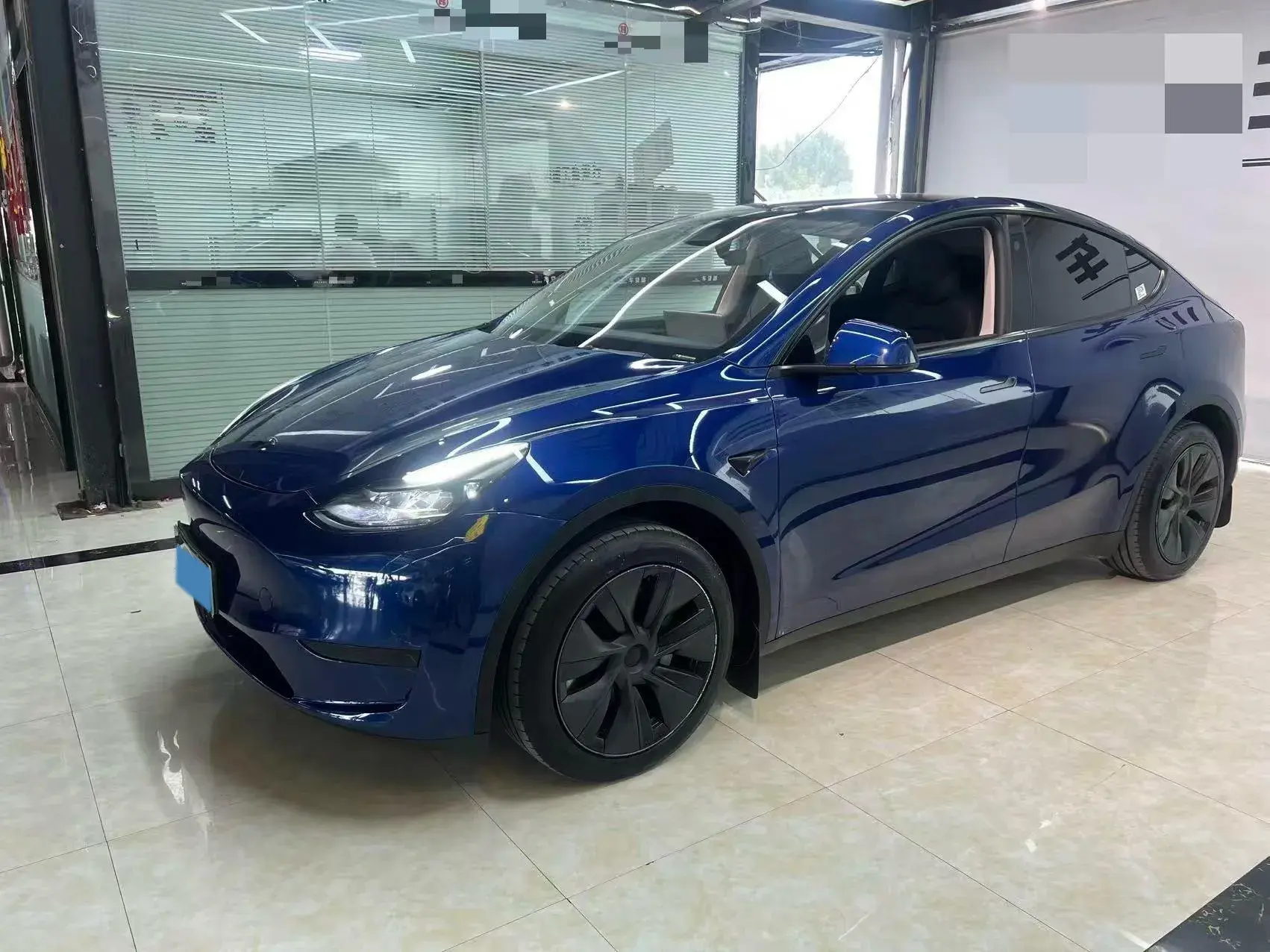 2024 TESLA MODEL view 1