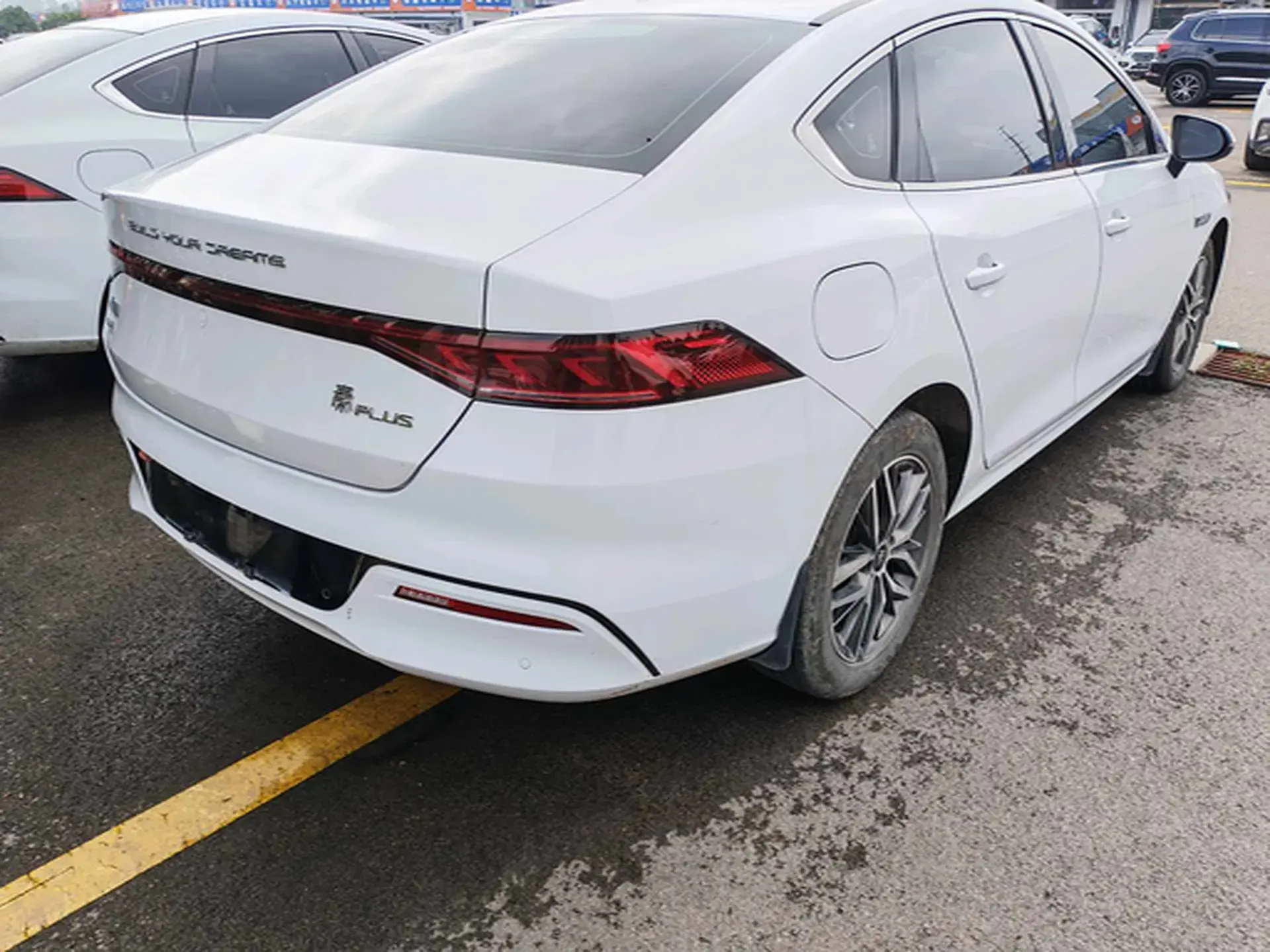 2021 BYD QIN thumbnail 4