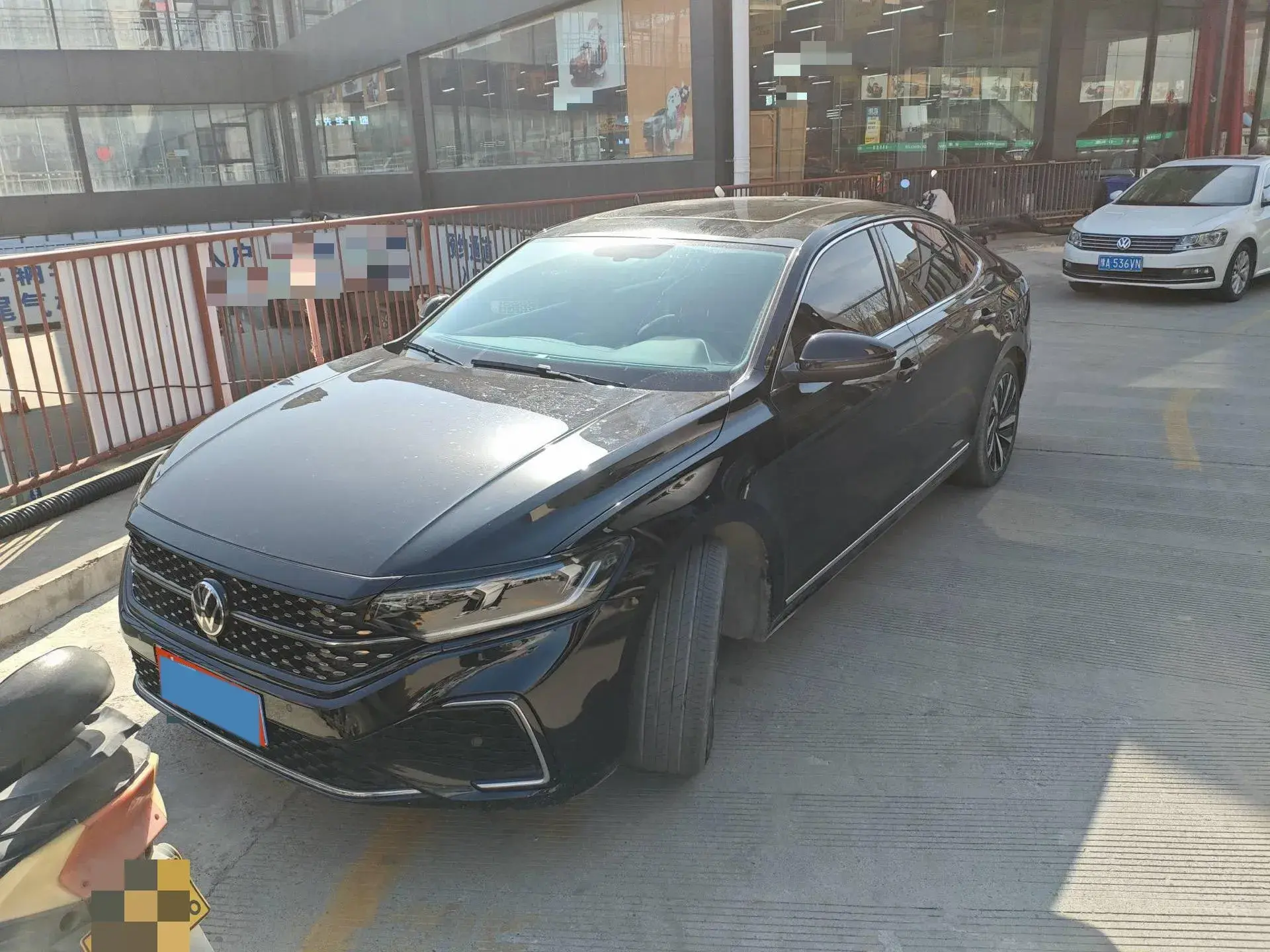 2022 VOLKSWAGEN PASSAT view 1