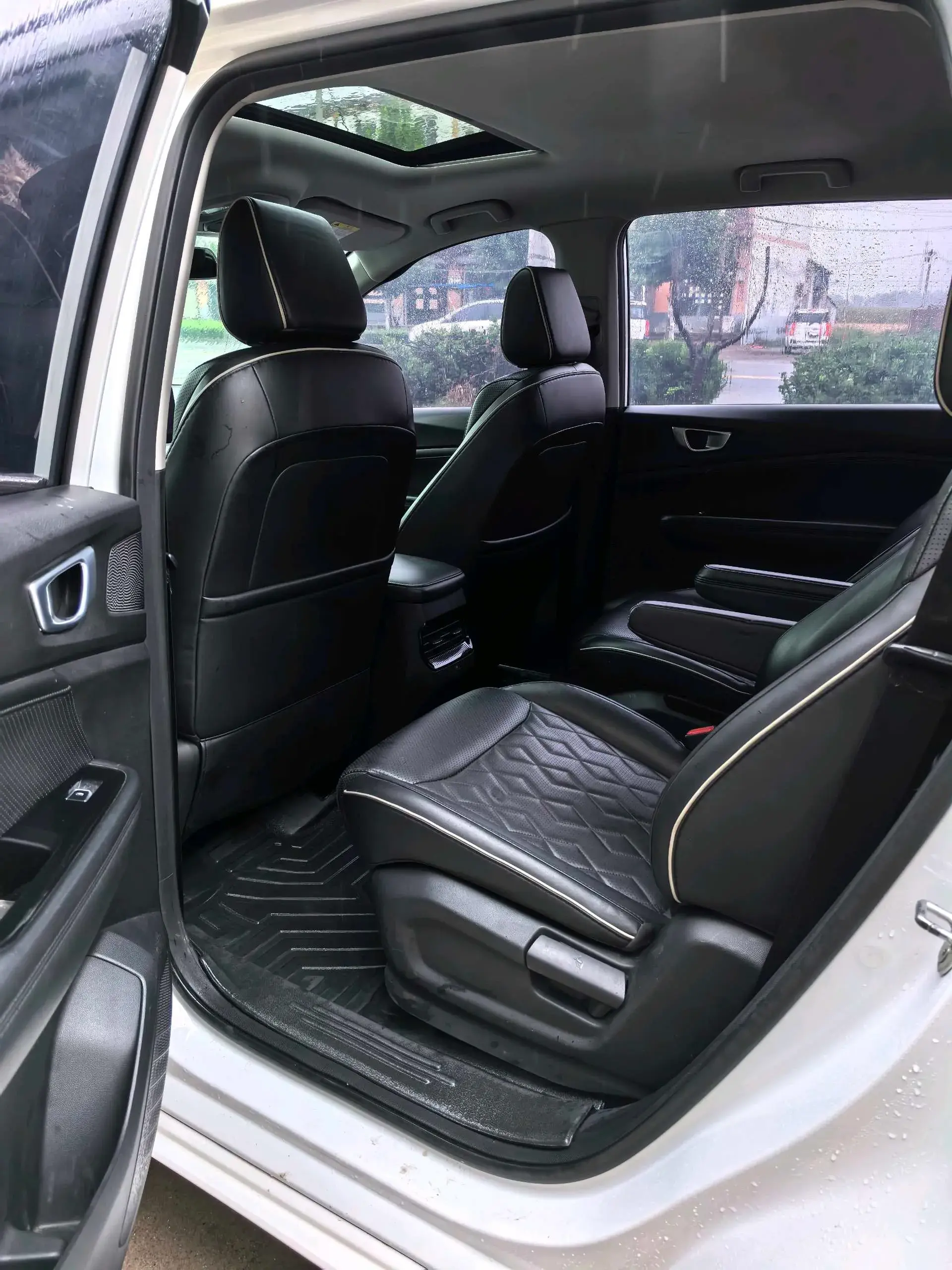 2022 WULING JIACHEN thumbnail 4