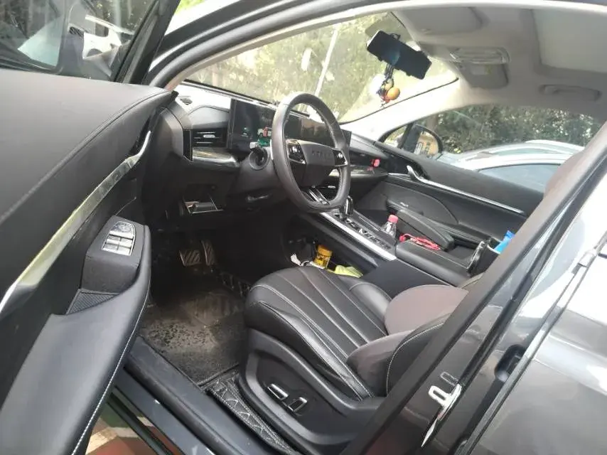 2022 ROEWE RX5 thumbnail 3