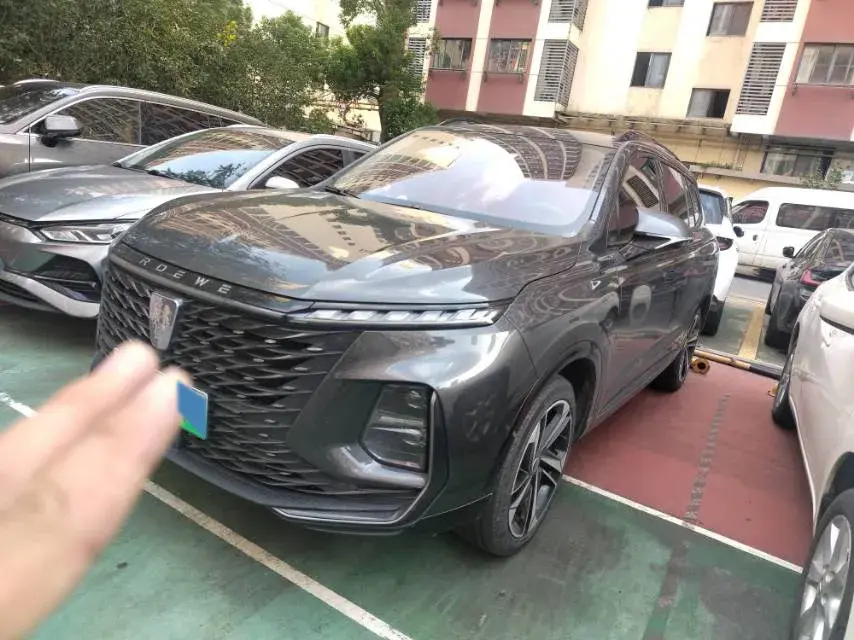 2022 ROEWE RX5 view 1