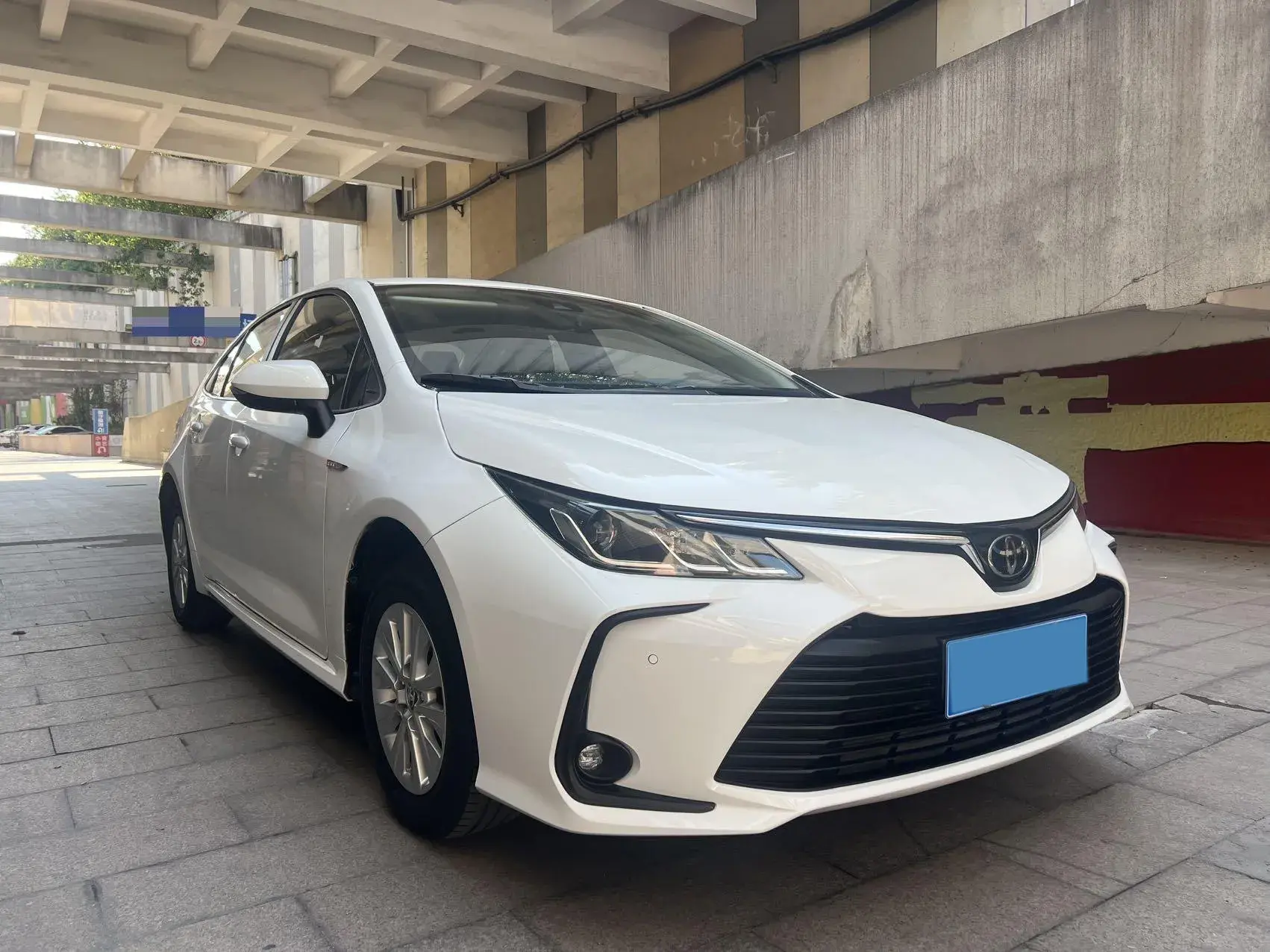 2021 TOYOTA COROLLA thumbnail 3