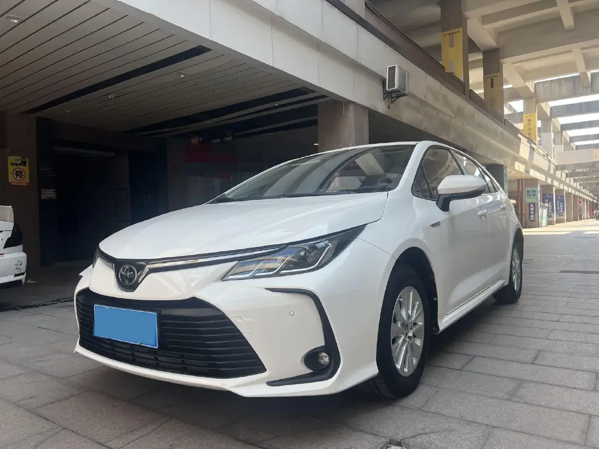 2021 Toyota Corolla 1.2T 116HP L4 CVT