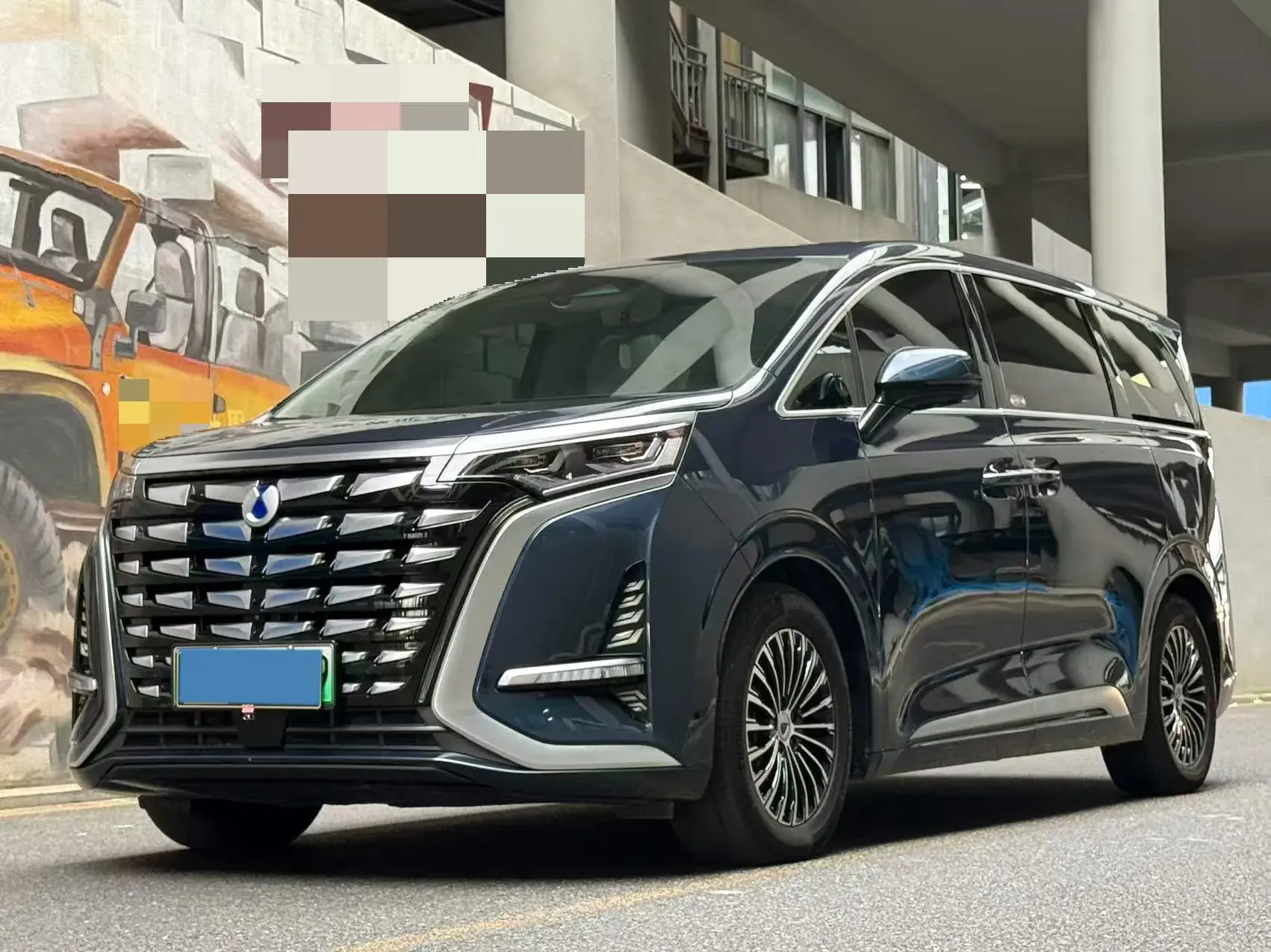 2022 DENZA D9 view 1