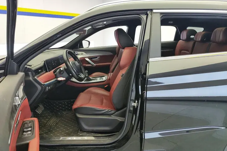 2021 JETOUR X70 thumbnail 4