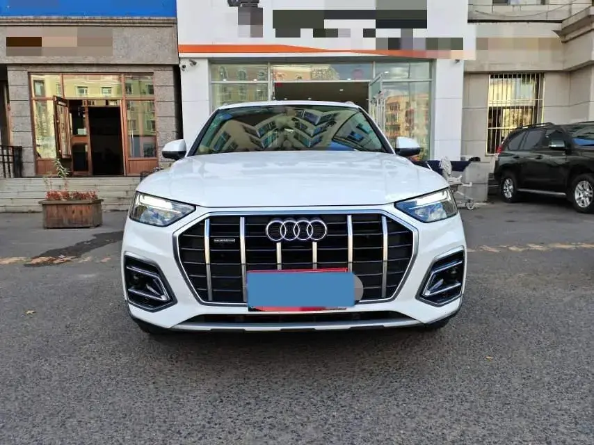 2022 AUDI Q5L thumbnail 2