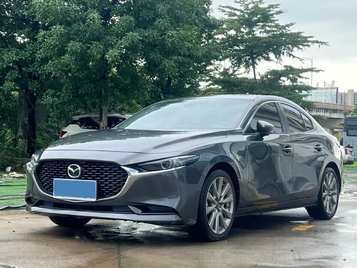 2021 Mazda 3 Axela 2.0L 158HP L4 6AT